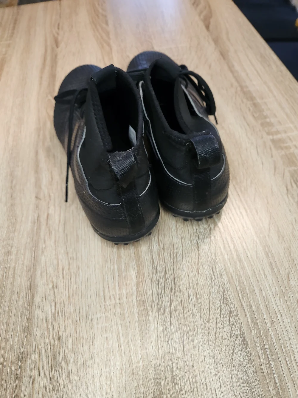 adidas all black